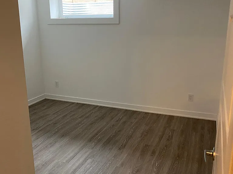 5631 Vedette Rd — Photo 3