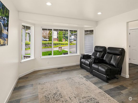 5th image of 12945 SE 305th Place