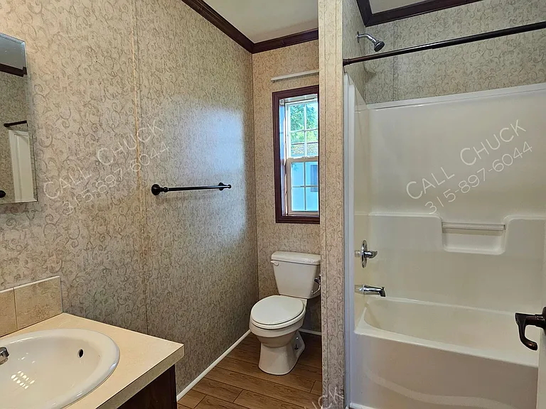 1664 Fyler Rd #4 — Photo 5
