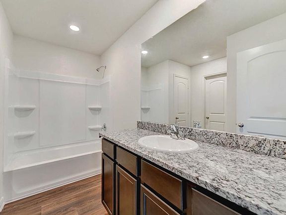 3rd image of 18816 Speculator Ln