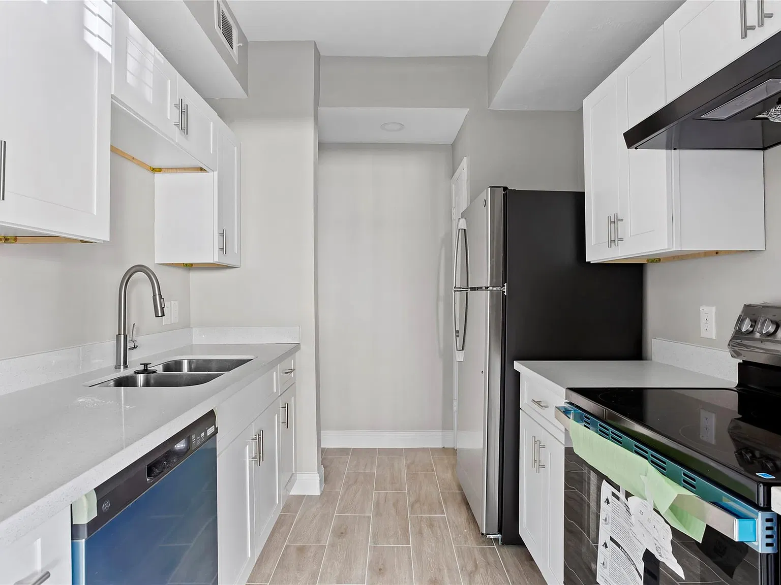 1 bed, 1.0 bath, 836 sqft, $1,000 — Photo 4