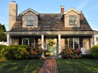 162 Swan Lane, Levittown, NY 11756