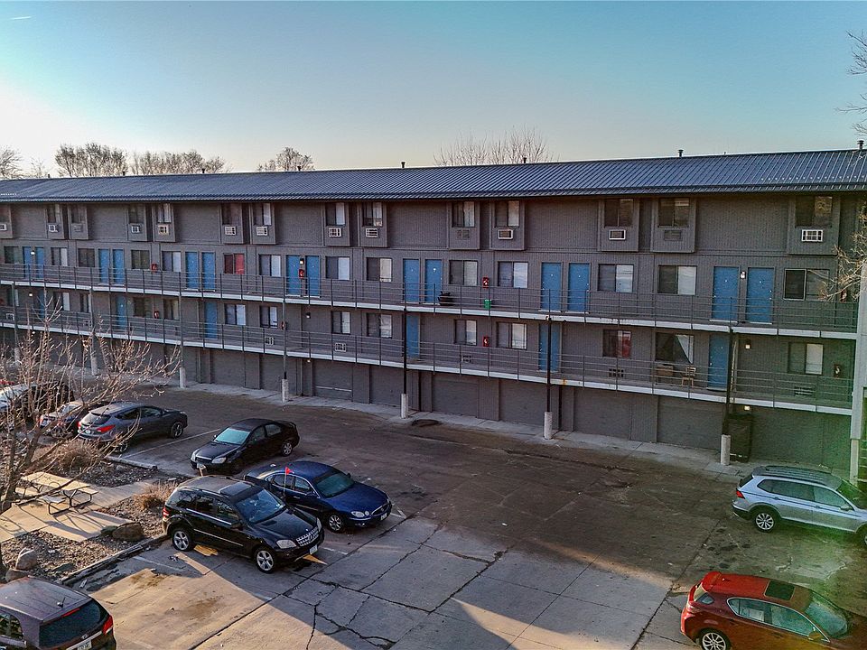 1st image of 2939 12th Ave SW