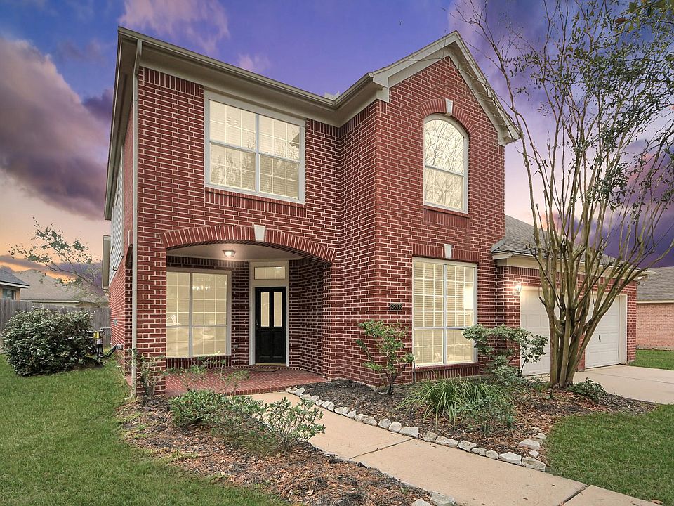 1st image of 28306 Peper Hollow Ln