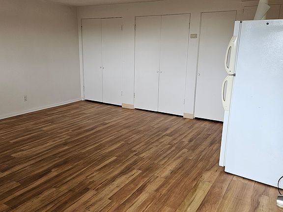 5th image of 2161 Lillie Ave #2