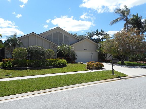 2nd image of 12829 Calais Circle
