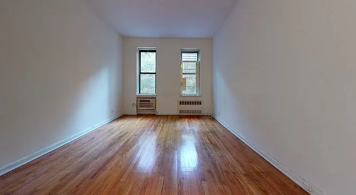 Rented by MAPT Residential LLC | media 8