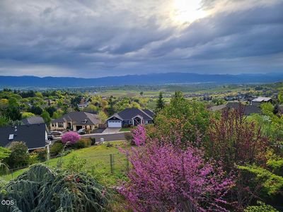 1403 Highcrest Dr, Medford, OR, 97504