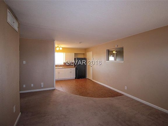 4th image of 3013 Woodland Ave