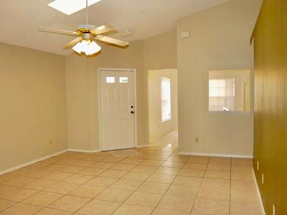 3rd image of 10822 Bellamy Ct