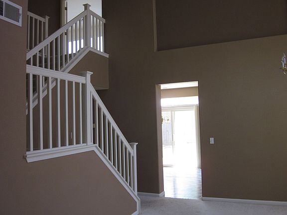 4th image of 1940 Bridle Creek Cir
