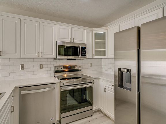 2nd image of 2120 Lebanon Pike APT 64