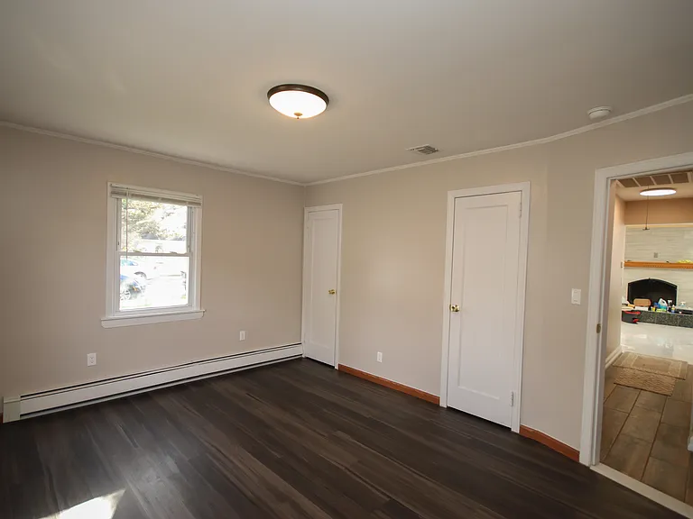 21 Silber Ave — Photo 20