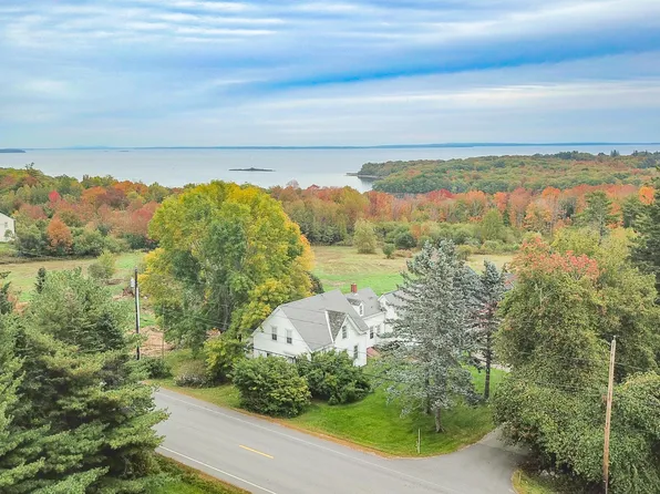 162 Old County Road, Rockport, ME 04856