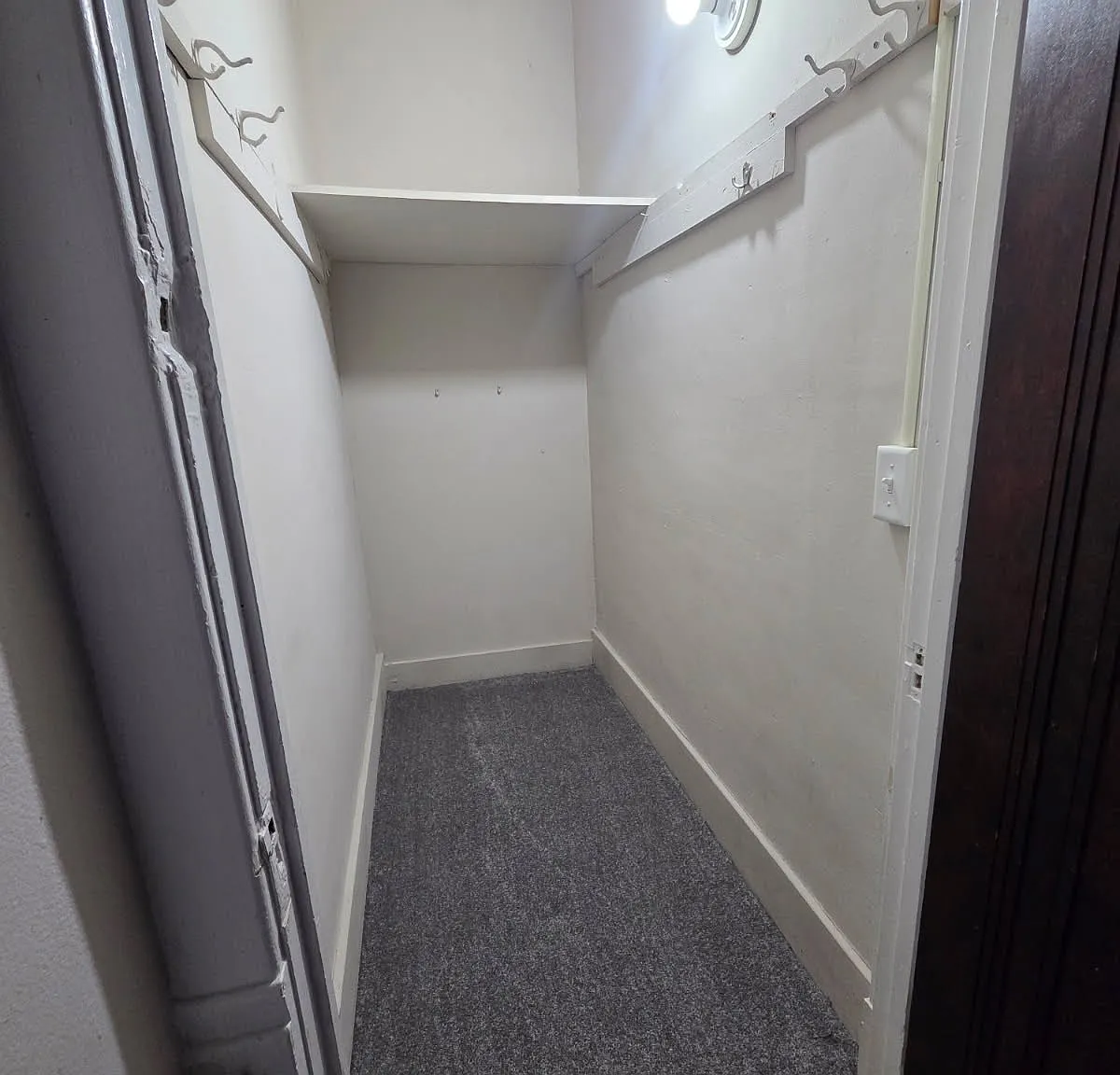 373 Elmwood - 3 — Photo 4
