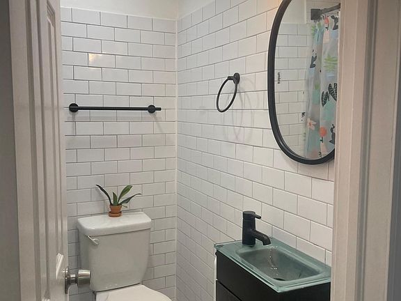 5th image of 725 Fairmount Pl #B
