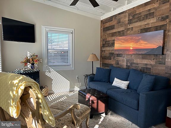 4th image of 97 Garrison Ave