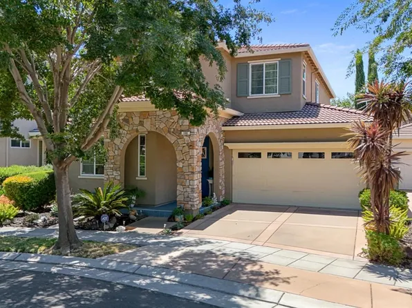 108 W Del Prado Ct, Mountain House, CA 95391