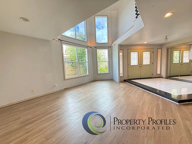 1584 Hanai Loop — Photo 13