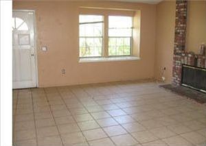 4th image of 25598 Margaret Ave