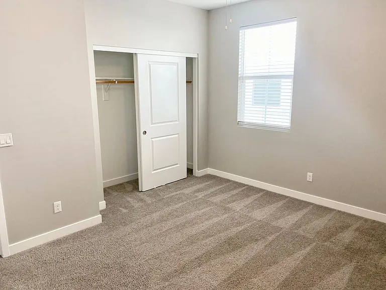 5538 S Dillon — Photo 7