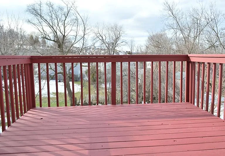 120 Lorraine Ave — Photo 3