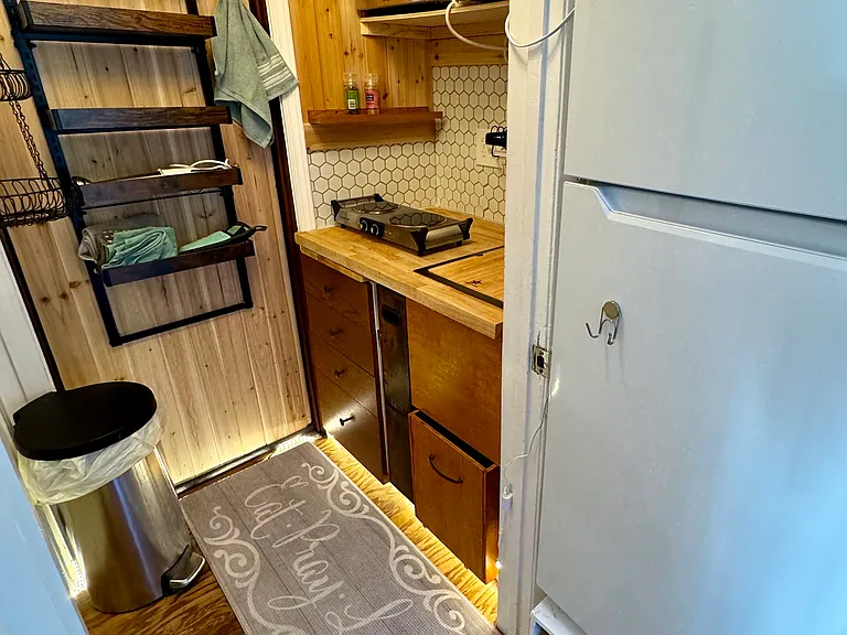 12855 Gilmore Ave #2 — Photo 5