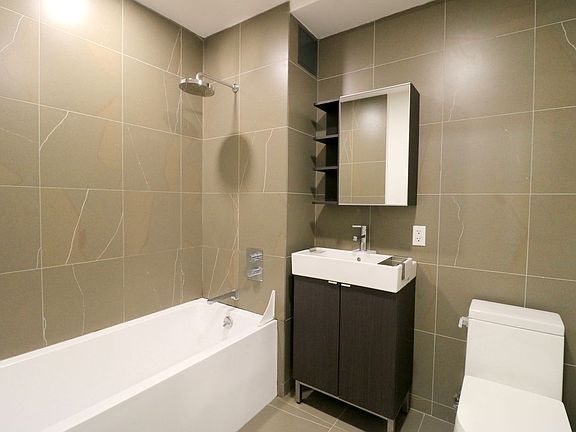 4th image of 316 E 3rd St APT 2C