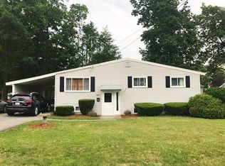 160 Remington St, Lowell, MA 01852