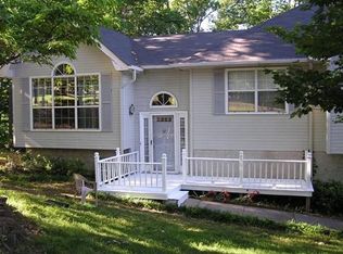 606 Danbury Ln, Rocky Face, GA 30740