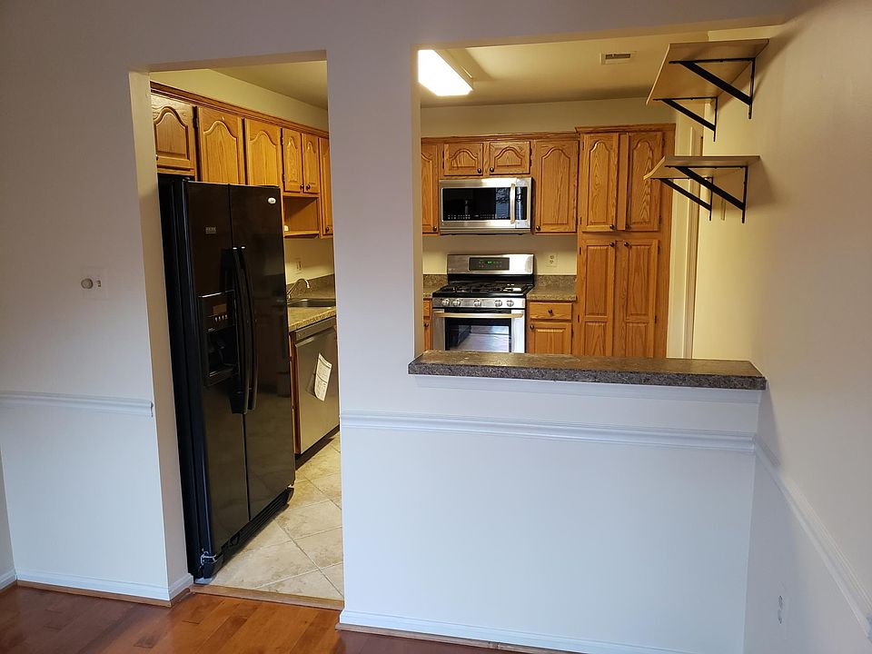 1st image of 11768 Rockaway Ln #69