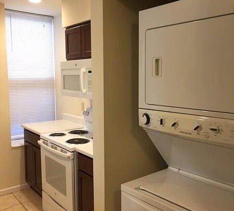 4th image of 3903 Folsom Ave Floor 2