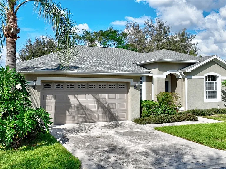 12790 Meadow Hawk Dr — Photo 2