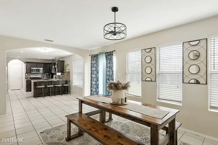 7562 Cedar Ave — Photo 4