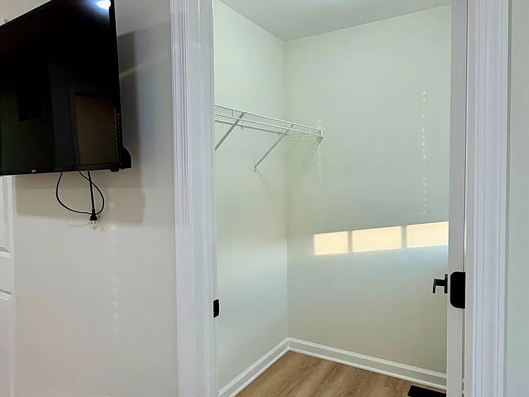 153 Mercer Ct — Photo 13