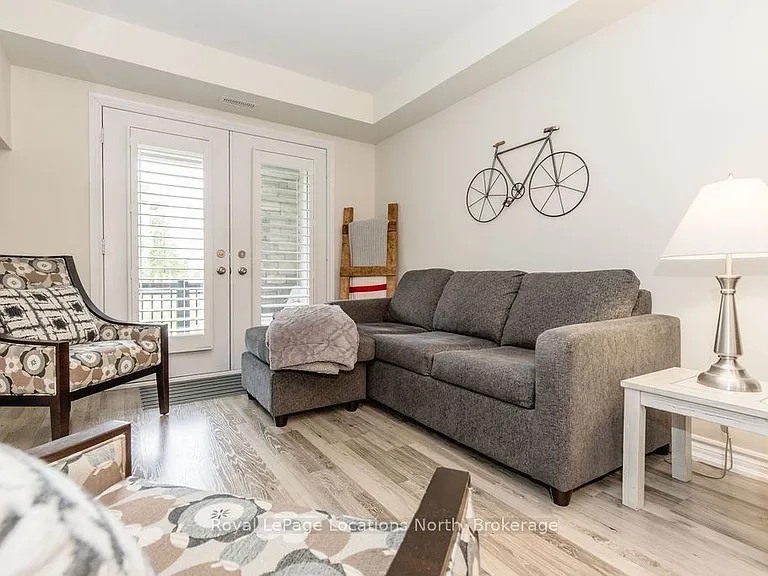 4 Cove Ct #104 — Photo 7