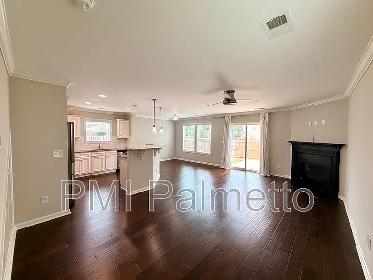 147 Saint George Rd — Photo 3