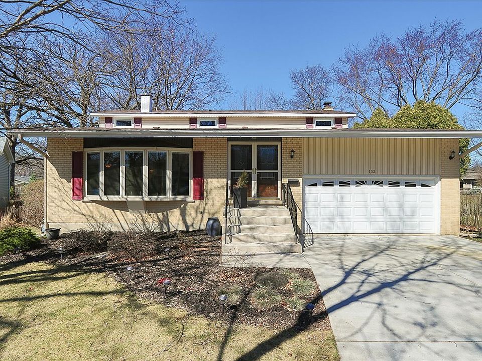 1st image of 132 Hilltop Dr