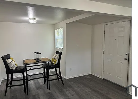 130 Hermitage Ct #1 — Photo 9