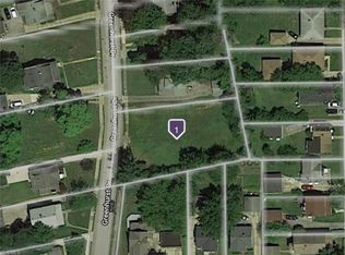 5091 Greenhurst Dr, Maple Heights, OH 44137