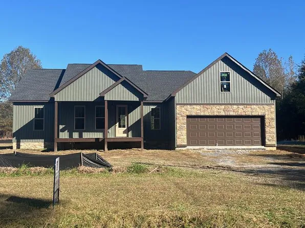1914 Bowers Rd, Dalton, GA 30721