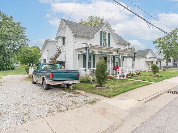 4th image of 317 Sycamore Ave