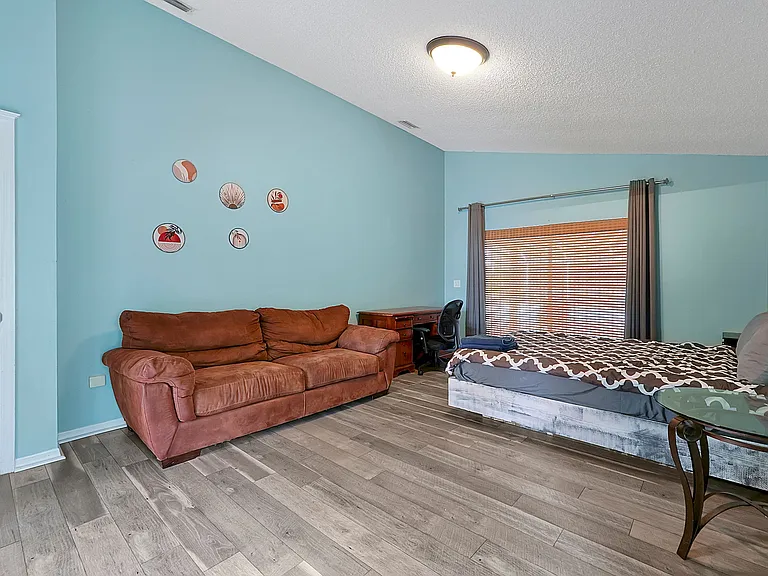 17 Wayland Pl — Photo 26