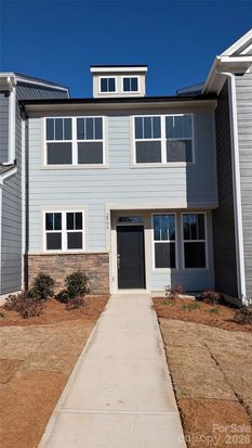 2966 Clyde Dr, Charlotte, NC 28208
