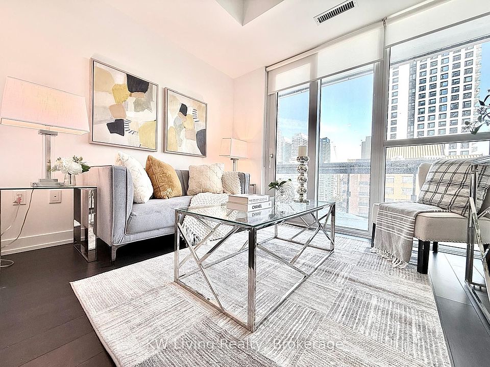 1st image of 39 Roehampton Ave #701