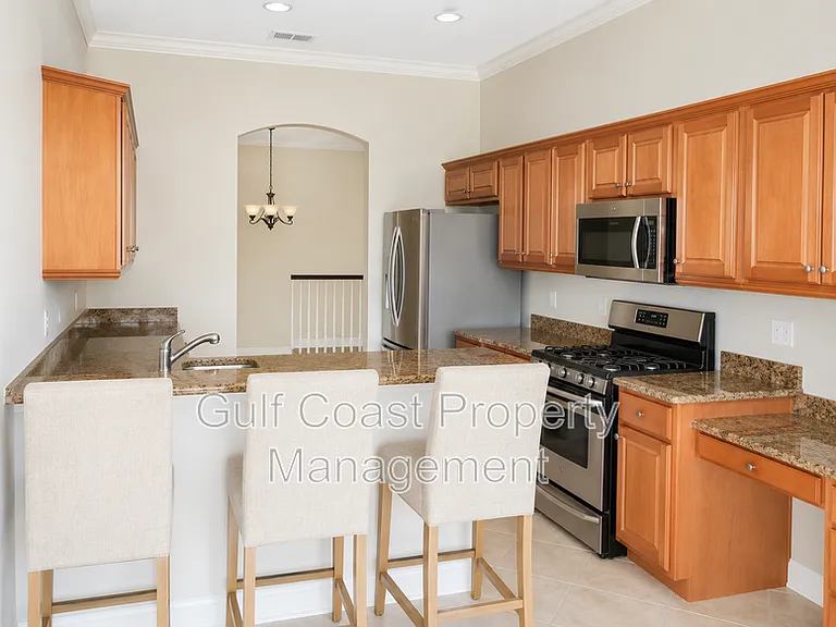8361 Miramar Way — Photo 4