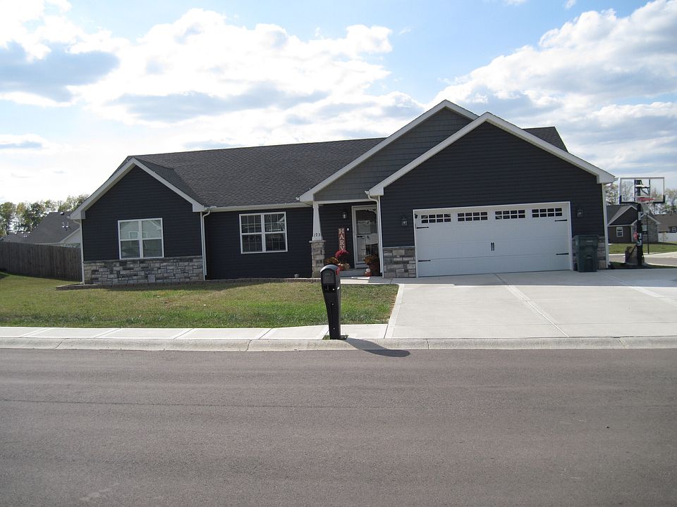 1st image of 193 Bentley Dr