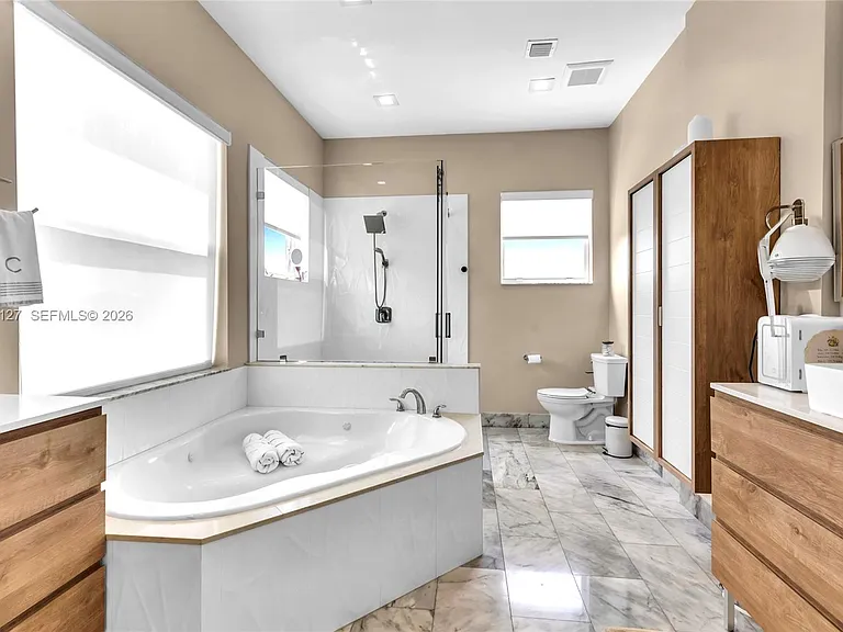 4904 SW 166th Ave — Photo 18