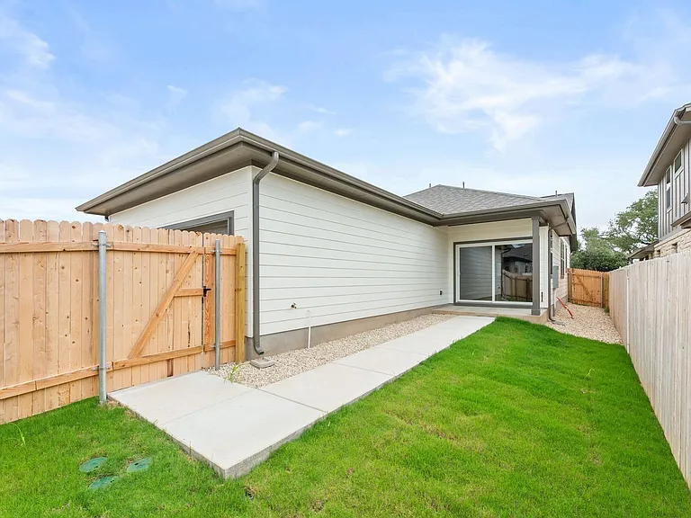 183 Glocken Ln — Photo 40