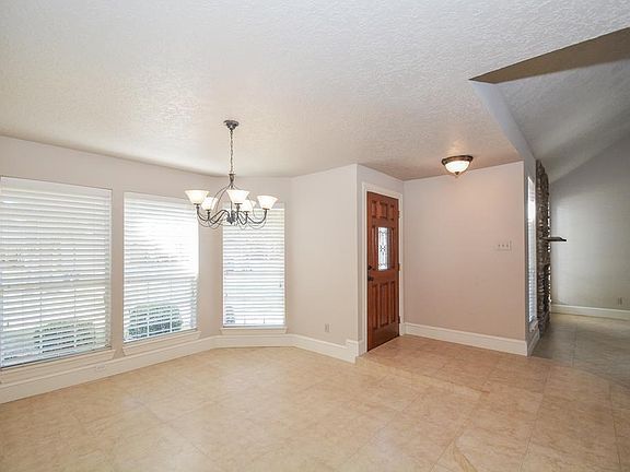 5th image of 3807 Bartons Ln